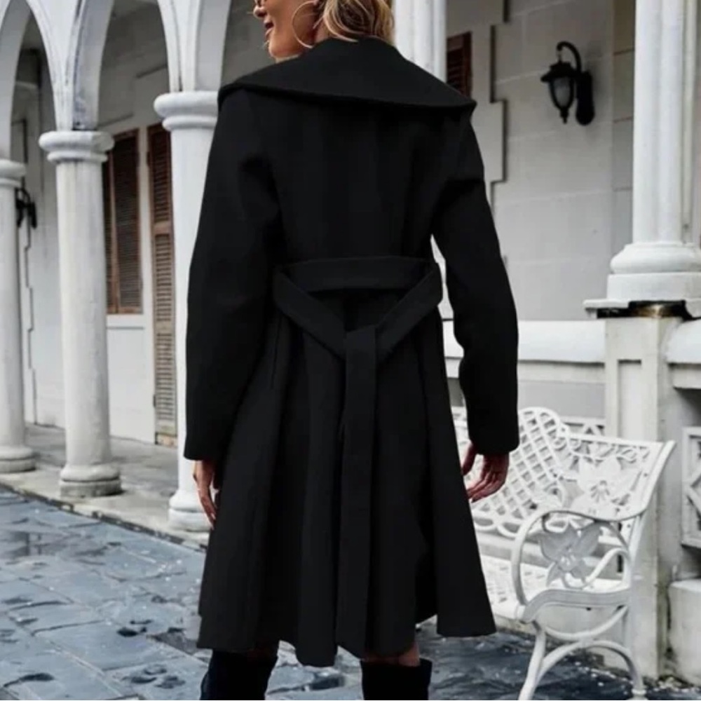 Cozy tan  belted Jacket coat - Picture 9 of 10